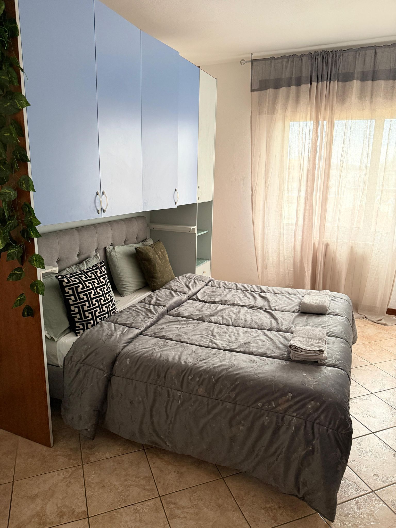 Luxury Bedroom in All'aroc apartment